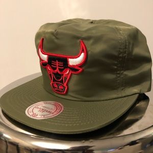 🔴🏀Chicago Bulls NBA Nylon Zipback